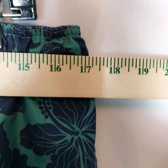 J Crew Men's Swim Trunks Shorts Sz L Green & Blue Floral Hawaiian Boho Beachy - Picture 2 of 13